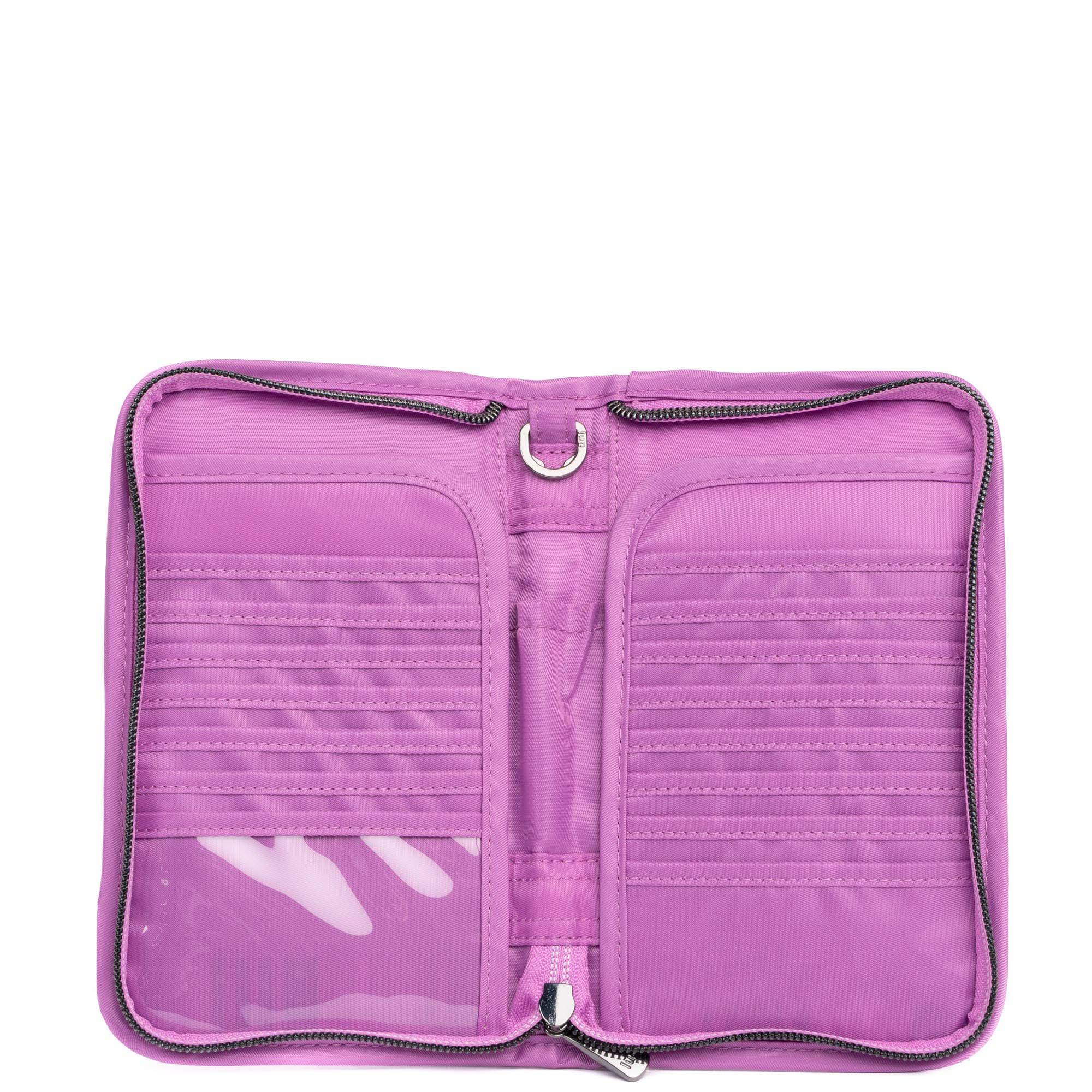 Legacy Collection Tandem SE RFID Wallet - ACAI BERRY - 24240_LegacyTandemSE_AcaiBerry_Angle_05